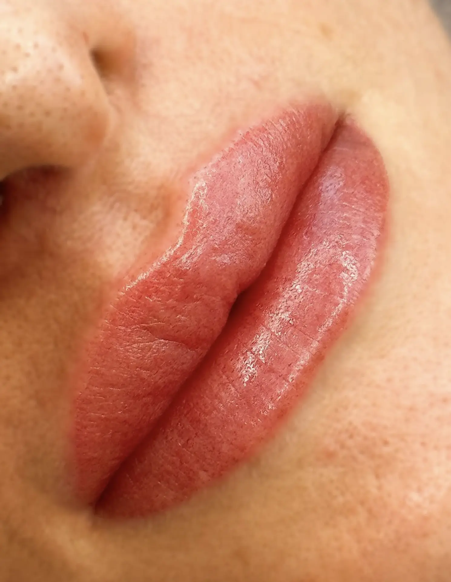 brow, lip and eyeliner tattoo course